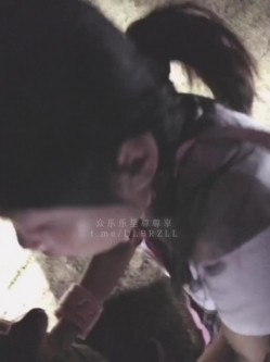 武汉富二代泡良大神「Y先生」推特约炮实录，部分女主微露脸，跑车外口交后入啪啪，欲求不满少妇3P，边欣赏AV边做爱！ 截图4