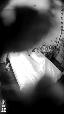 萤石云欣赏大中午青年男女开房滚床单长发美女身材真好全程主动女上搞完了还给擦擦鸡巴上粘的淫水 截图8