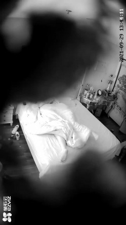 萤石云欣赏大中午青年男女开房滚床单长发美女身材真好全程主动女上搞完了还给擦擦鸡巴上粘的淫水 截图16
