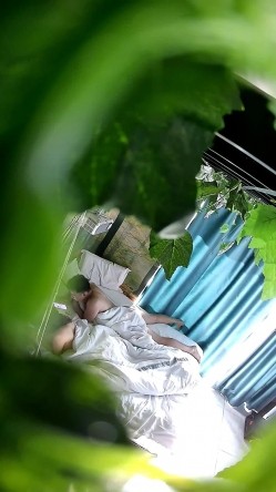 酒店偷拍精品 ️优质上等台大学生情侣玩的淫荡各种姿势操凌空抱着操 截图10
