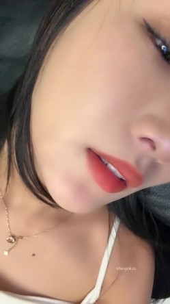 极品御姐【玩你很难吗】美乳诱惑 美腿丝袜 道具抽插 后入暴操 自慰喷尿 爽的不行 截图11