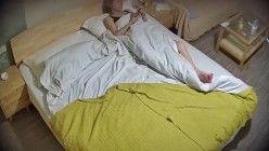 酒店摄像头偷拍 ️年轻小少妇生理期刚过就迫不及待开房等情郎私会激情啪啪 截图2