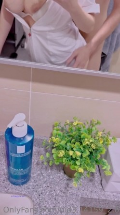 巨乳骚货『李葵』最新性爱订阅私拍 与炮友激情做爱 爆奶前后一晃一晃 爆浆内射 截图14