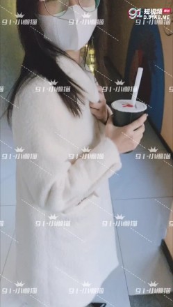【超顶 ️绿帽大神】91小懒猫 调教母狗校花女友甄选 露出自慰取外卖惊呆小哥 共享极品娇媚女友 越漂亮越反差会玩 截图15
