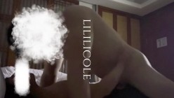 专泡良家大神『LILILICOLE』翘臀骚货一边穿着高跟黑丝一边女上摇摆，只需躺着据能享受全自动炮架服务 截图14