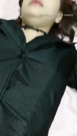 【色即是空】骚浪表妹换装黑丝制服诱惑勾搭的我鸡儿兴奋不已 推倒无套爆操 爽到不小心内射满出来 高清源码录制 截图4