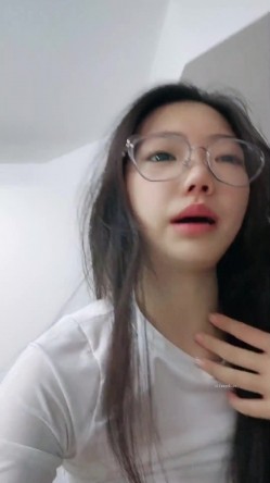 清纯眼镜妹被干【07极品花】多场舌吻 吃鸡 舔逼 抱起来猛操 倒挂金钩 无套啪啪干爽 截图6