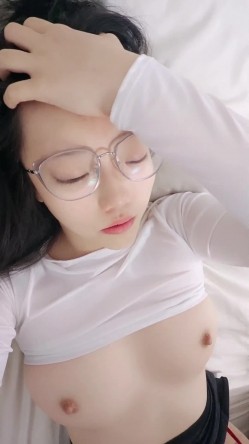 清纯眼镜妹被干【07极品花】多场舌吻 吃鸡 舔逼 抱起来猛操 倒挂金钩 无套啪啪干爽 截图15