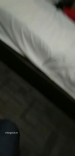 老司机宾馆嫖娼偷拍，长发漂亮兼职妹子苗条大胸态度好，姿势配合插了好几次才射 截图4