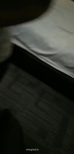 老司机宾馆嫖娼偷拍，长发漂亮兼职妹子苗条大胸态度好，姿势配合插了好几次才射 截图15