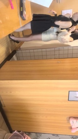【玺玺玺玺玺】，密码房，双飞大神，极品女神们，室内道具，户外公厕无套，极致体验必看 截图13