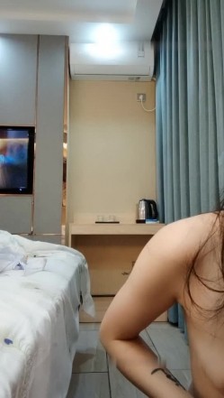 广西小野模空降与榜首粉丝酒店开房啪啪玩性感制服诱惑 截图11