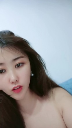 巨乳少妇-星妍 ️，衣服一脱，尤物惊现，头发一松，良家秒变欲女，巨乳双峰，把玩过瘾哦！ 截图15