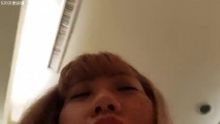思想开放露脸女大学生【小七酱】疯狂日记，户外人前露出，3P，吞精，内射开心快乐，极度反差 截图12