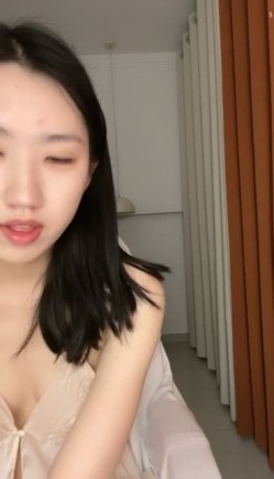 重磅！兄弟们！最正宗校花来啦，【麻辣香锅】，大学生，完美身材，阴毛这么旺盛欲望强烈 截图9