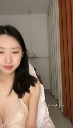重磅！兄弟们！最正宗校花来啦，【麻辣香锅】，大学生，完美身材，阴毛这么旺盛欲望强烈 截图12