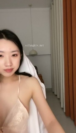 重磅！兄弟们！最正宗校花来啦，【麻辣香锅】，大学生，完美身材，阴毛这么旺盛欲望强烈 截图15