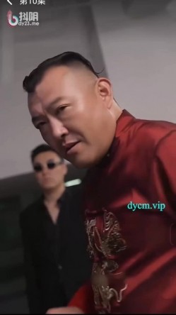 情色短剧擦边短剧加肉版 我的富豪女房东 第10集 截图1
