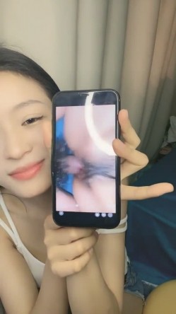 稀有火爆尤物【柠美】诱舞自慰，狂插无套啪，内射安排，短期下海尤物，可遇不可求 截图13