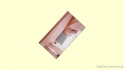 《宅男精品重磅》OnlyFnas女神 Misa米砂 全套收费订阅视频流出 截图2