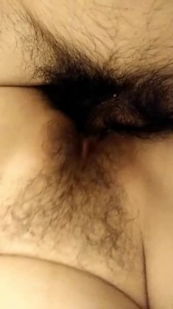 和巨乳老舅妈的性爱体验，刺激、滑熘的身体 ️没想到舅妈的小穴如此紧，让舅妈撒下娇 还害羞，18V合集流出！ 截图5