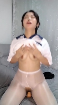 【骚朵儿】第一弹，顶级骚货反差女神，和榜一激情大战，口交吃鸡爆满骚穴 截图16