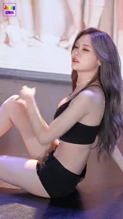 热传LPL前职业选手WE大舅子前妻【金提莫】女团成员下海一步步火力全开最后赤裸裸露壁道具自慰 截图2