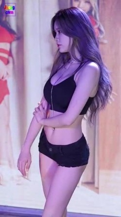 热传LPL前职业选手WE大舅子前妻【金提莫】女团成员下海一步步火力全开最后赤裸裸露壁道具自慰 截图12