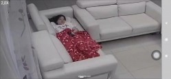 【破解摄像头】稀缺摄像头 自慰合集 把自己玩高潮了 截图16