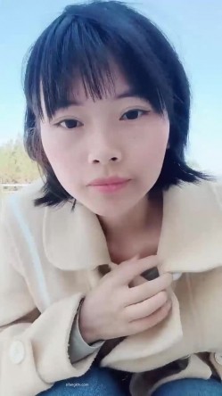 【艳艳子】山村反差少妇~!!无套啪啪~操到怀孕~三个月~~！家里车库偷偷播~自慰怕发现，农村集市，别有风味！ 截图4