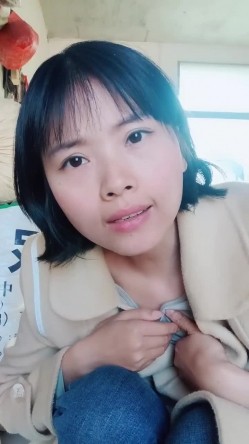 【艳艳子】山村反差少妇~!!无套啪啪~操到怀孕~三个月~~！家里车库偷偷播~自慰怕发现，农村集市，别有风味！ 截图10