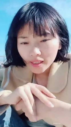 【艳艳子】山村反差少妇~!!无套啪啪~操到怀孕~三个月~~！家里车库偷偷播~自慰怕发现，农村集市，别有风味！ 截图15