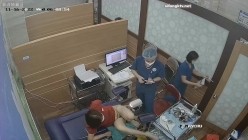《妇产科监控破解》多位美女少妇张开大腿让医生又抠又摸检查阴道 截图13