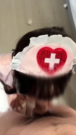 桩机男遇上性感窈窕大长腿！国产高质量情侣「小鱼饭馆」付费资源 截图15