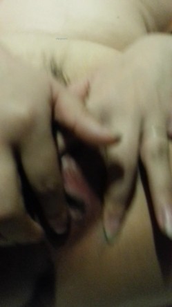 生过娃的偷情少妇：我正在想要一个，情趣的来 你懂的亲爱的，我的身子都给你，你想不想要，吃一口我的骚逼， 男：什么叫情趣的！ 截图10