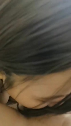 【性奴少妇&反差魅婊】超多漂亮淫妹淫妻淫女友啪啪口交甄选，靓妹舔肉棒 淫荡啪啪 骚穴特写 完美露脸 深喉内射篇 稀缺资源劲爆收藏 截图2