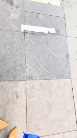 户外露出，真实刺激！~【你的户外小淫妇】，商场公园地摊 截图9