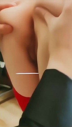 秀人网《娅轩 ELVA》红色情趣大尺度无码漏点写真背后的故事被揭露 截图10