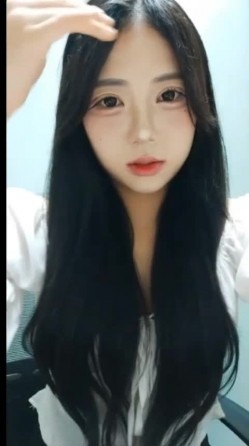 顶级BJ下海-卧蚕小网红【soeun】福利私拍，约啪自慰反差舔食吸茎艹穴抽插相当火爆 截图2