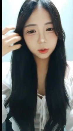 顶级BJ下海-卧蚕小网红【soeun】福利私拍，约啪自慰反差舔食吸茎艹穴抽插相当火爆 截图11