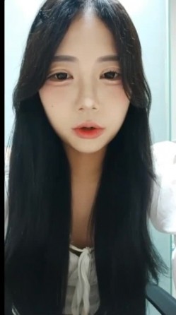 顶级BJ下海-卧蚕小网红【soeun】福利私拍，约啪自慰反差舔食吸茎艹穴抽插相当火爆 截图14