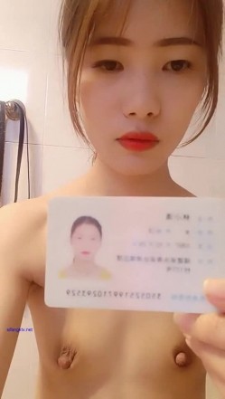 全新裸贷第二期部分逾期妹子裸拍自慰视频其中有几个气质颜值美女 截图1
