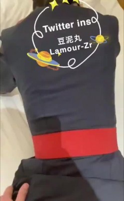 推特东航乘务员极品空姐【豆泥丸】福利私拍，足交啪啪女神骚起来是真顶，170完美长腿炮架 截图16