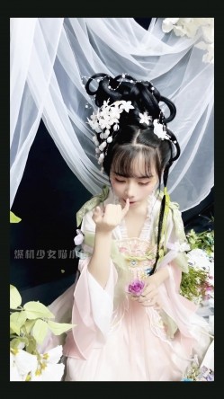 稀有露脸 高端ACG业界女神爆机少女 喵小吉 古装汉服《花间集》诱人胴体美不胜收 古代青楼达官贵人的玩物 截图5