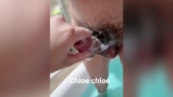 超顶绿帽淫妻【Chloe Chloe】订阅视图，约单男各种性爱3P，愿望被天下所有男人肏 截图8