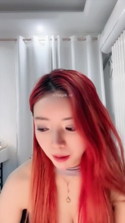 绿播舞蹈系尤物【无虞】顶级完美身材 狂跳抖音热门歌曲 奶子时不时的蹦出来相当的哇塞 截图6