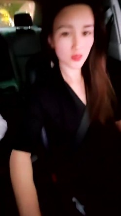 推荐！极品御姐~滴滴女司机~【微微落幕】勾搭乘客~啪啪~网约车艳遇，骚货床上浪荡至极，刺激 截图14