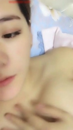 网红脸E奶美女主播和大鸡巴炮友啪啪 乳交口爆 老汉推车 普通话对白淫荡 截图2