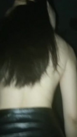 ️怀化的夫妻俩，私拍性生活流出 ️，阿姨真带劲，笔挺修长的模特腿，操起来白浆多 截图15