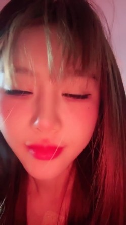 【想到你我就湿】绝美纹身女神握住大屌口交爆操 上次刮过毛现在张出来一点点，换了个妆容差点没认出来 截图8